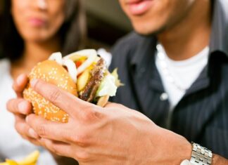 4 Unhealthy Habits To Get Rid Of And Lead A Healthy Life 4 Unhealthy Habits To Get Rid Of And Lead A Healthy Life