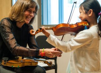 3 Advantages of learning private violin lessons