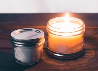 How We Have A Top Quality Candle Packaging Wholesale